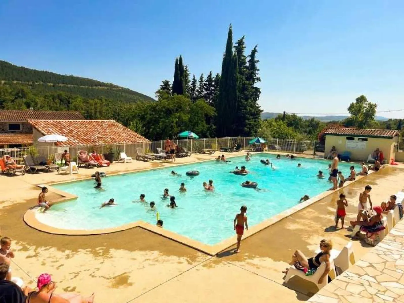 Camping 3 Etoiles - Piscine - Eed00H Lussas France