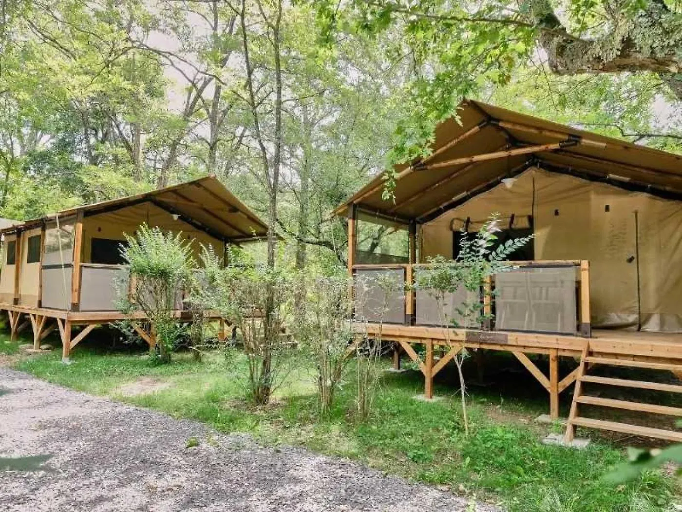 Camping 3 Etoiles - Piscine - Eed00H Lussas